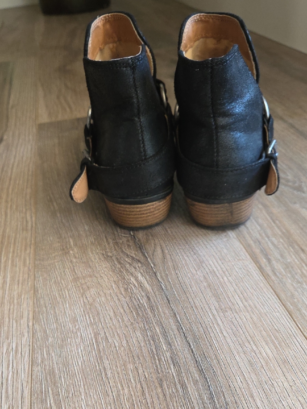 Qupid Black Ankle Boots With Silver Buckle - Picture 7 of 7